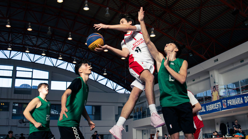 Some action from 3x3 competitions